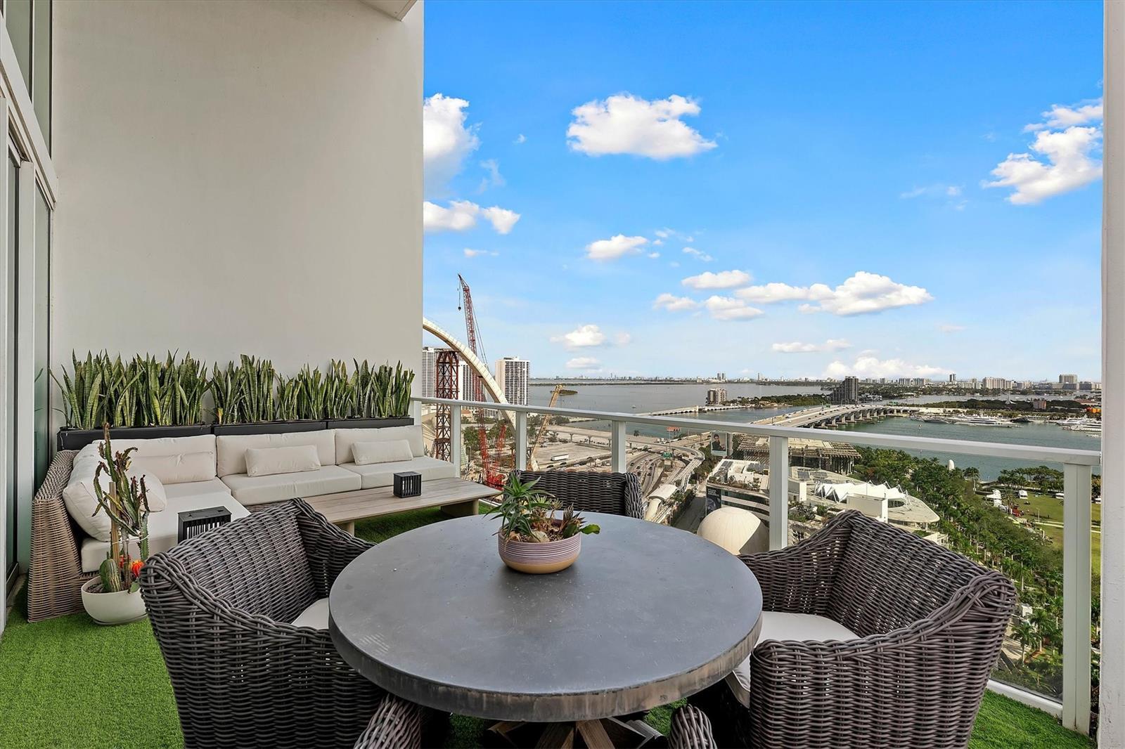 Building Photo - 1040 Biscayne Blvd