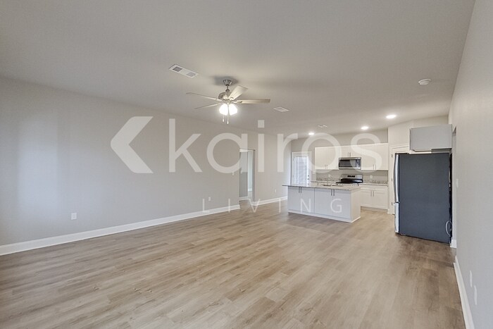 Building Photo - 13784 Willowmore Dr