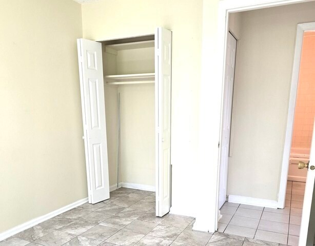 Building Photo - 1751 Queensbury Cir