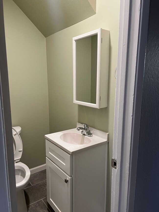 Building Photo - 2125 92nd Ave