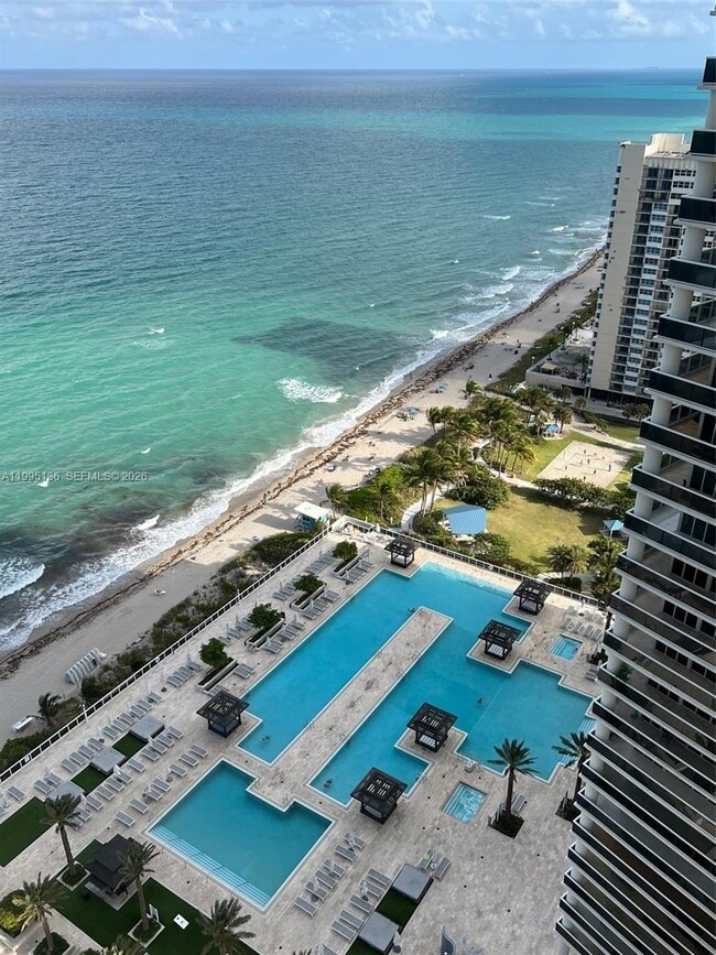 Building Photo - 1830 S Ocean Dr