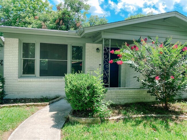 Primary Photo - 1808 Princeton Ave