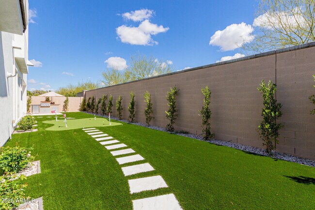 Building Photo - 12417 N 93rd Way