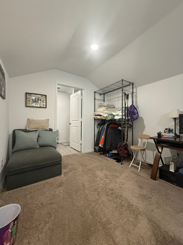 Building Photo - 7161 Elm Cv