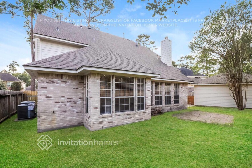 Building Photo - 14910 Summerland Cir