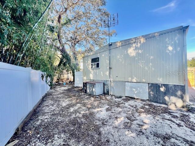 Building Photo - 1216 Liveoak Pkwy