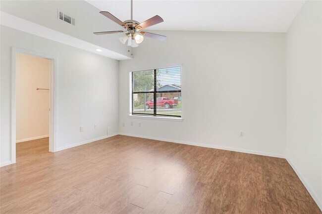 Building Photo - 5729 Pinon Vista Dr