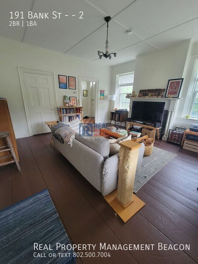 Building Photo - 191 Bank St