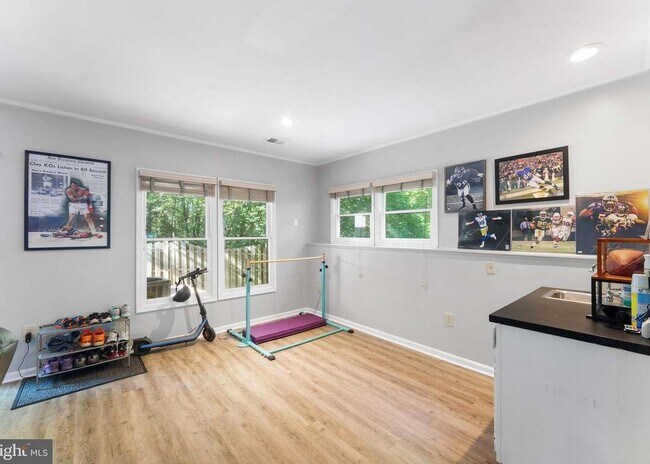 Building Photo - 12153 Abbey Glen Ct