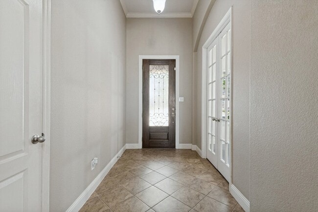 Building Photo - 594 Louder Way