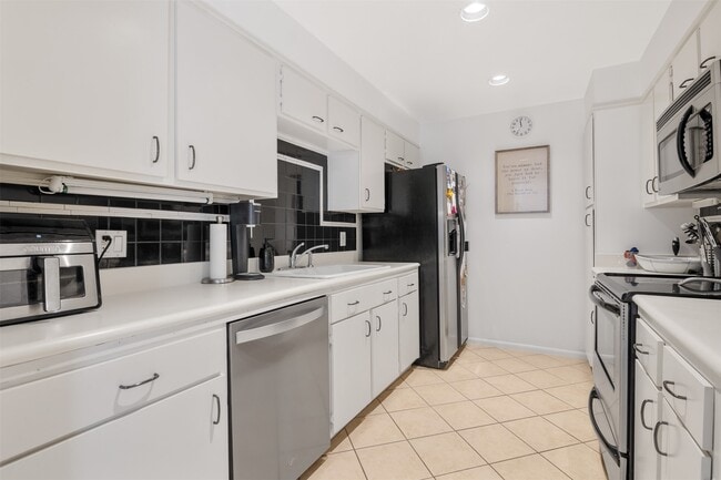 Building Photo - 2829 Timmons Ln