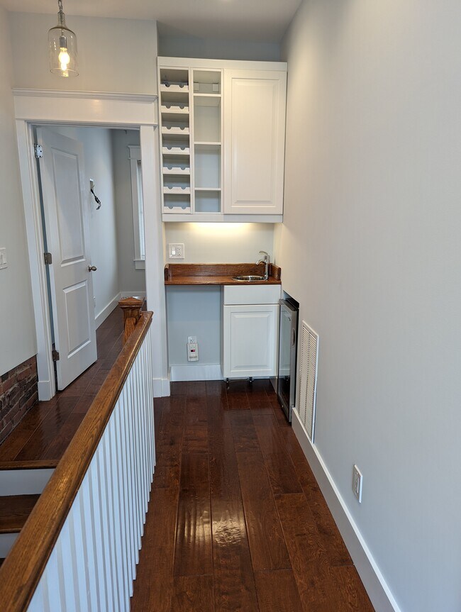 Building Photo - 228 F St NE