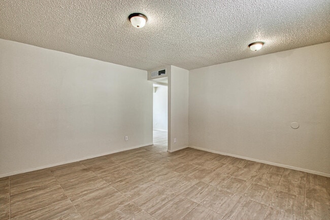 Building Photo - 10720 Mc Allen Pl