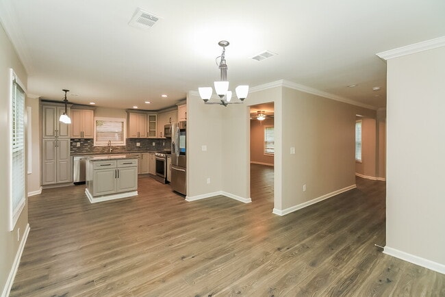 Building Photo - 287 Whaleys Lake Dr