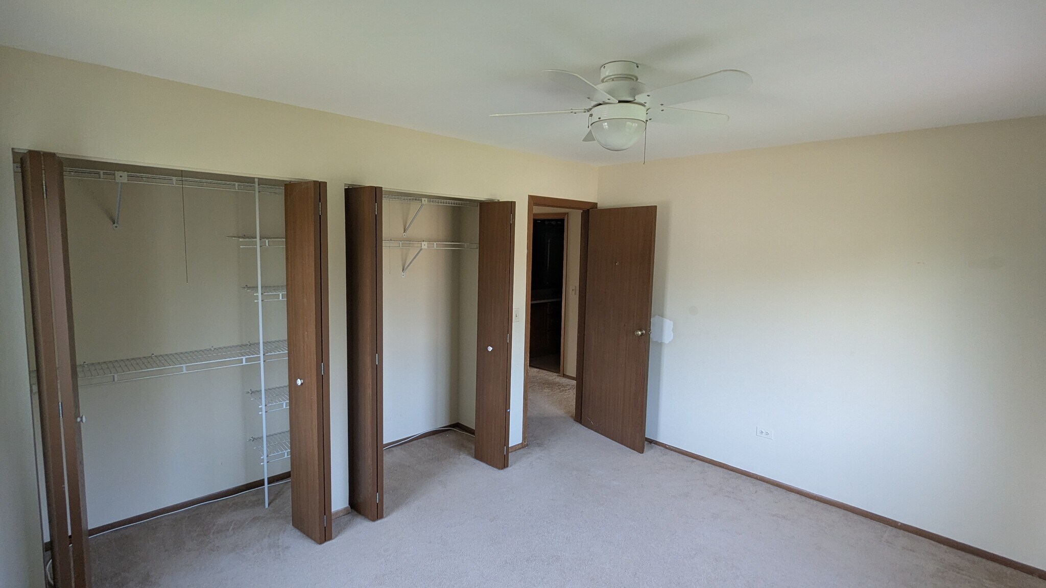 Building Photo - 541 Commanche Trl