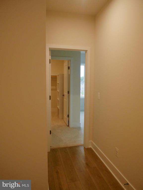 Building Photo - 120 Galaxy Pl