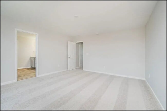 Building Photo - 16465 Mount Logan Rd