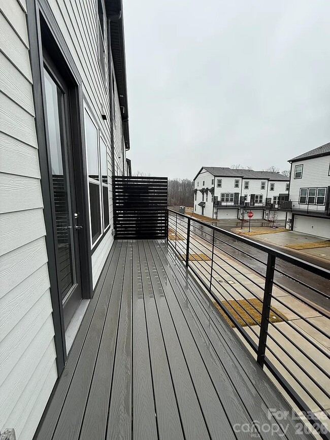 Building Photo - 5029 Sunnybrae Pl