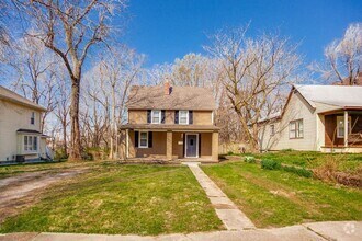 Building Photo - Freshly Updated 2-Bed Home in Independence!