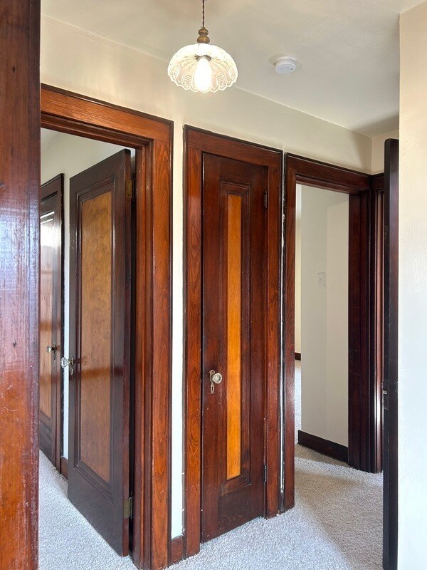 Building Photo - 114 Augusta St