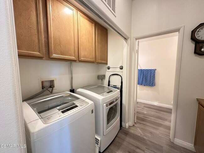 Building Photo - 2986 Arbolitos Ln