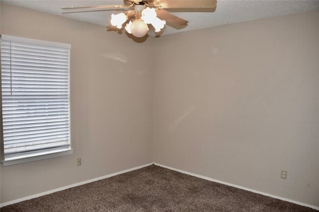 Building Photo - 4501 Elm Branch Dr