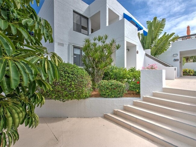 Building Photo - 739 Bayport Way