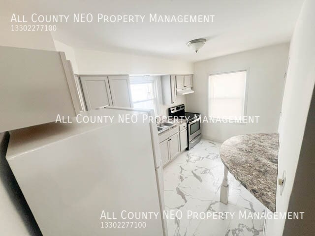 Building Photo - 1620 Highview Ave