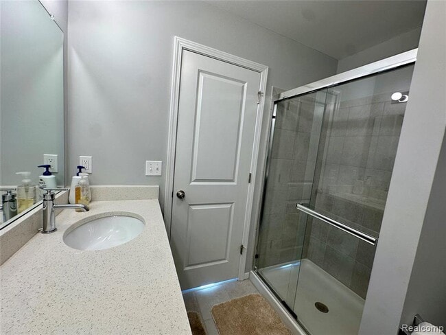 Building Photo - 2500 Normandy Rd