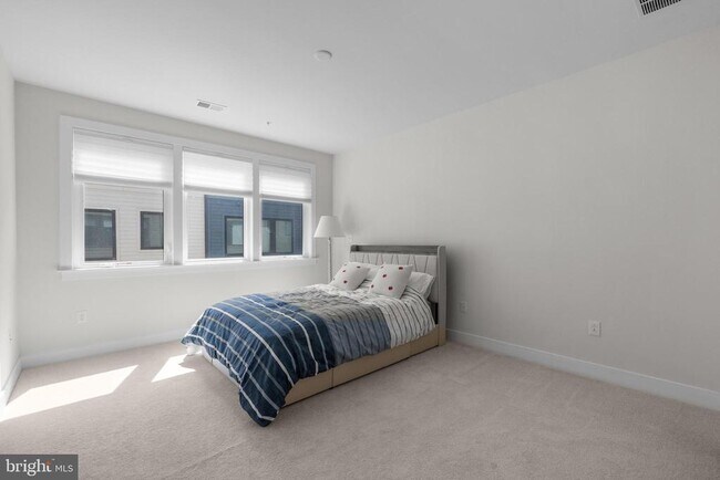 Building Photo - 428 Stabler Ln
