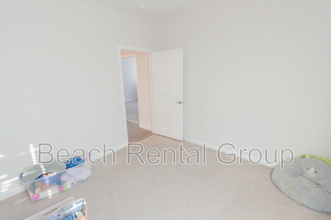 Building Photo - 508 Shellbark Dr