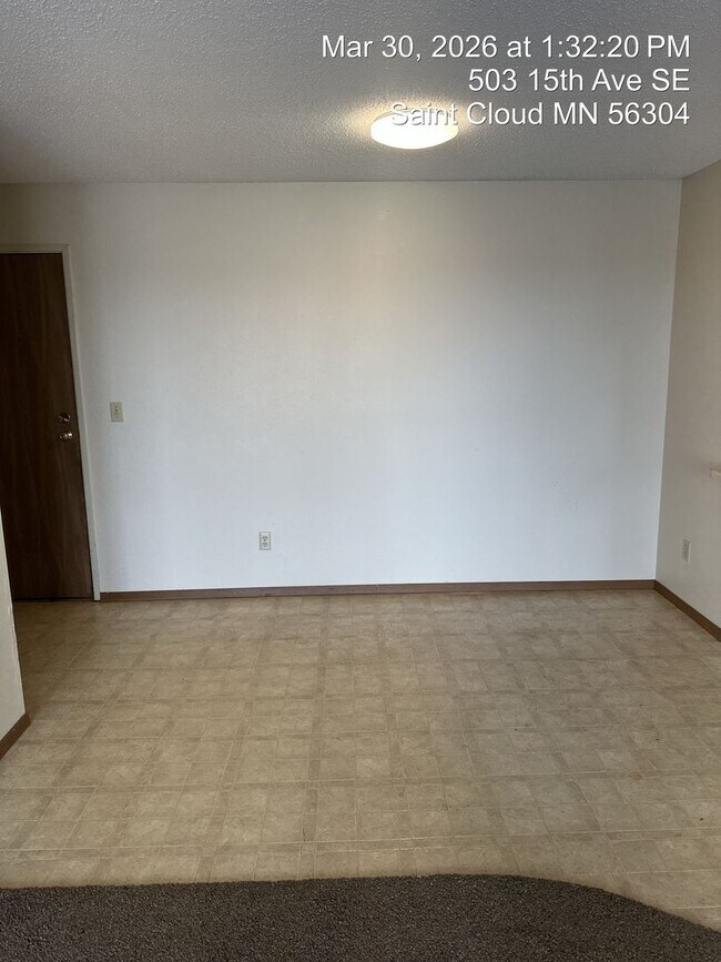 Building Photo - Two Bedroom