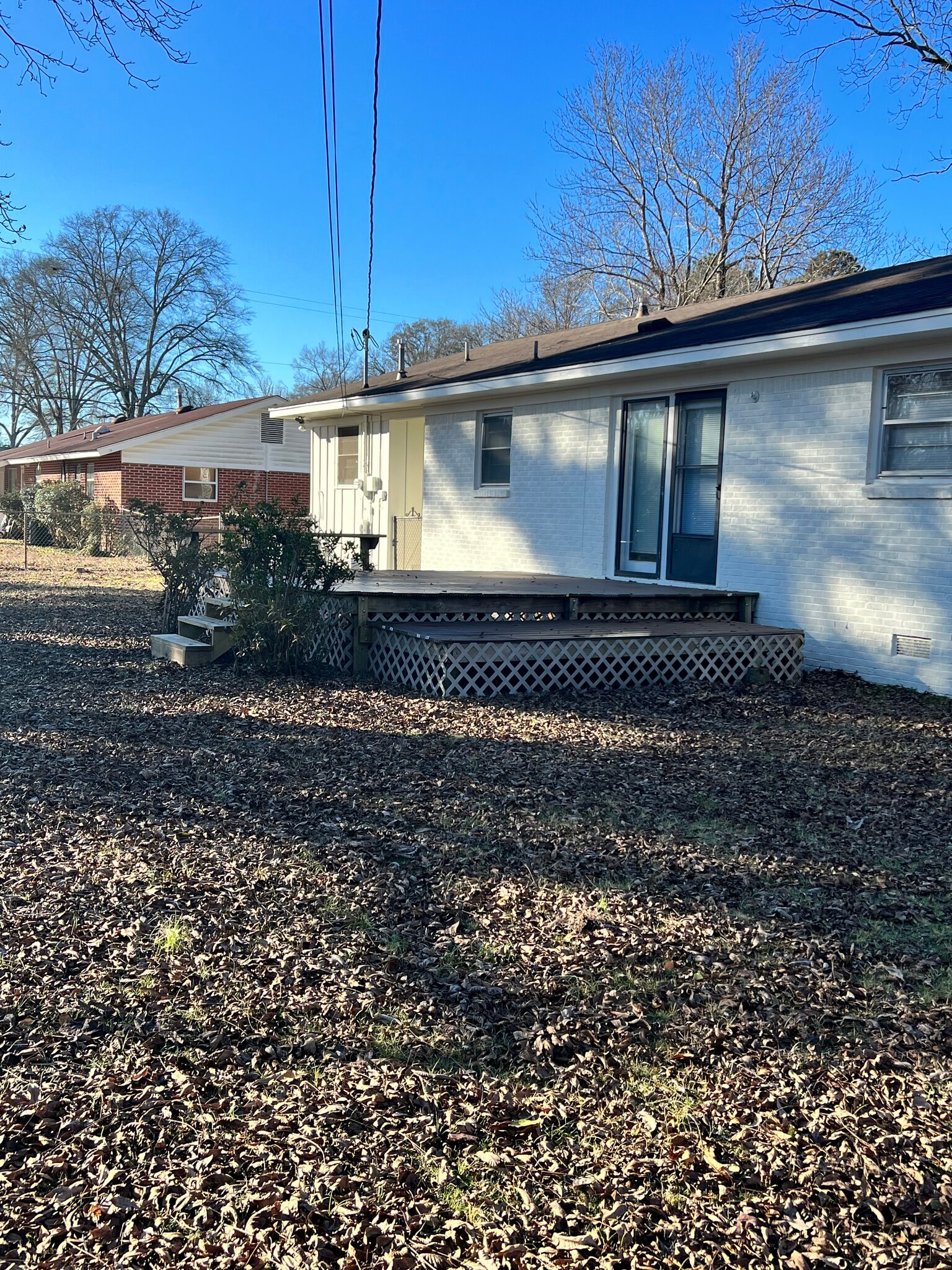 McCrary Backyard - 508 N McCrary Rd