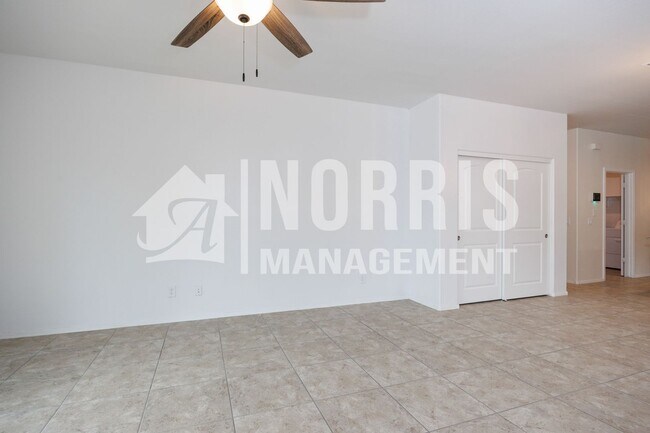 Building Photo - Beautiful Home in Mission Royale