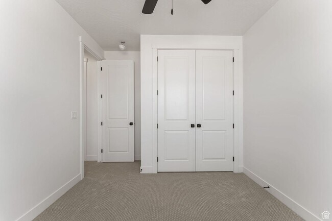 Building Photo - Brand New Holmes Home