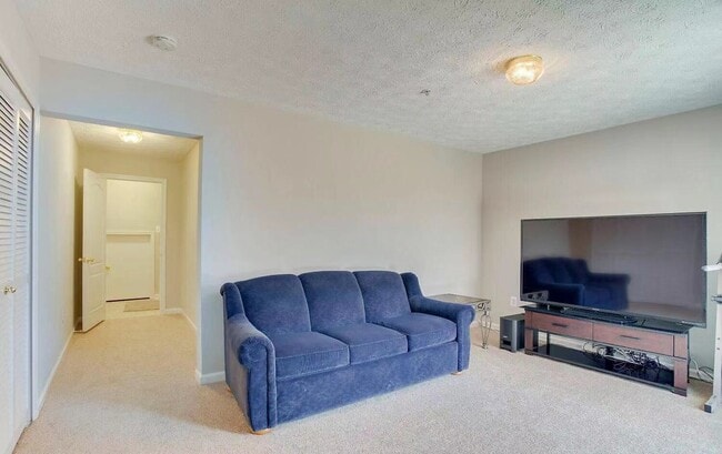 Building Photo - 3227 Halcyon Ct