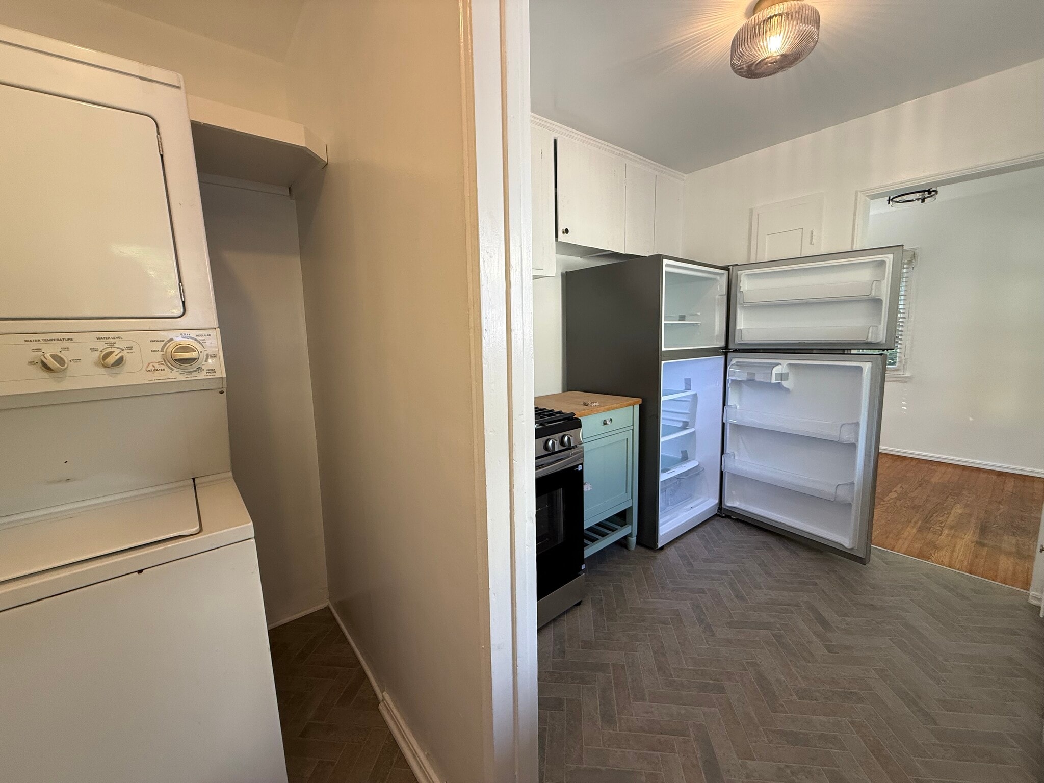 Building Photo - 911 14th St