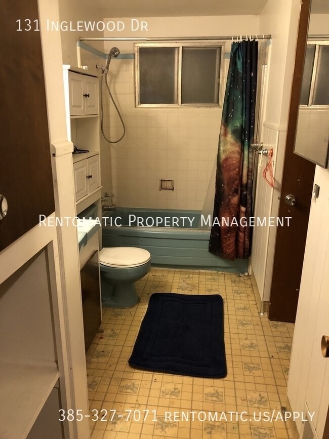 Building Photo - 131 Inglewood Dr