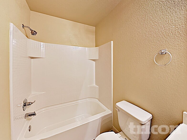 Building Photo - 12216 Hunters Crossing Ln