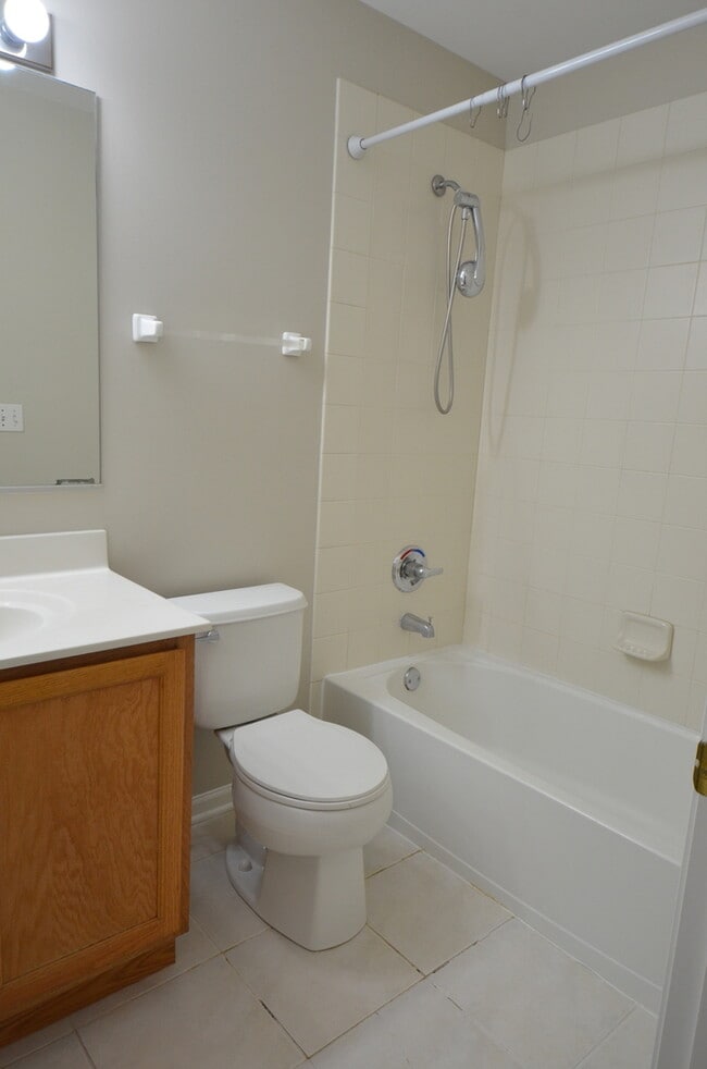 Building Photo - 536 Prestwick Ln