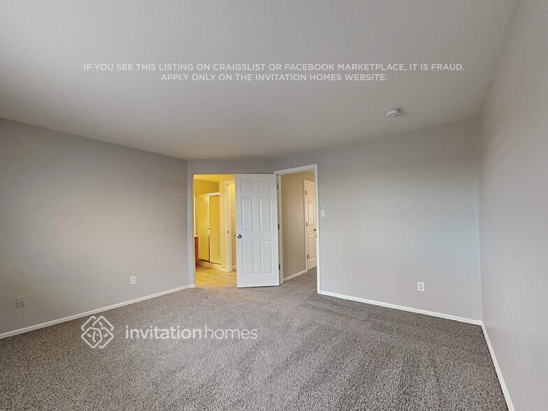 Building Photo - 13544 N Pecos St