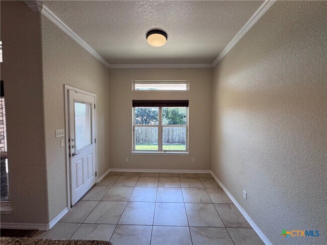 Building Photo - 2536 Mugho Dr