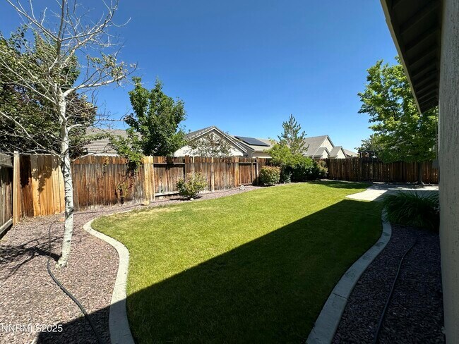 Building Photo - 10175 Coyote Creek Ct