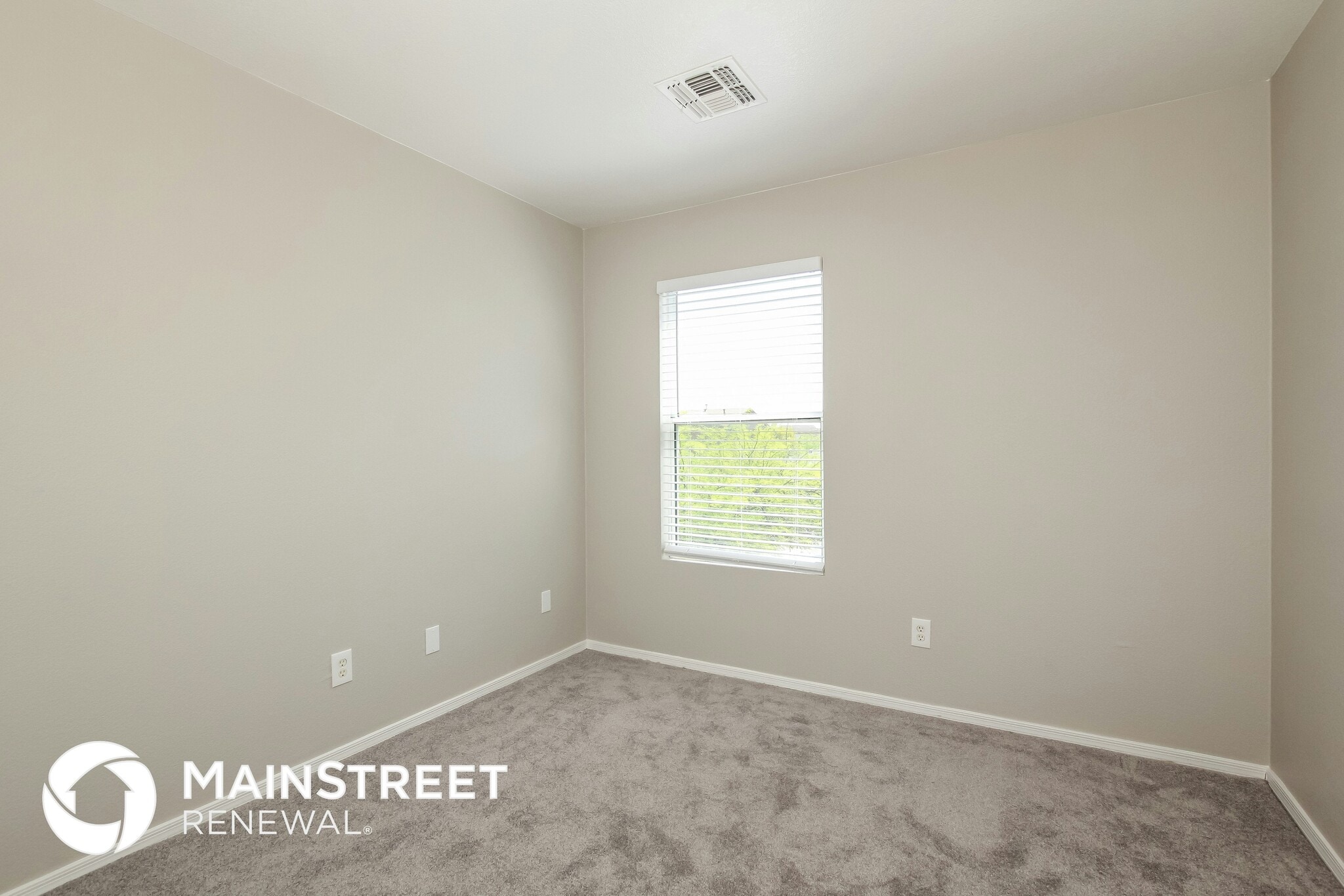 Building Photo - 6193 E Stonechat Dr