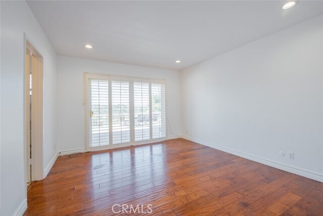 Building Photo - 4321 Clear Valley Dr