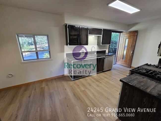 Building Photo - 24245 Grand View Ave