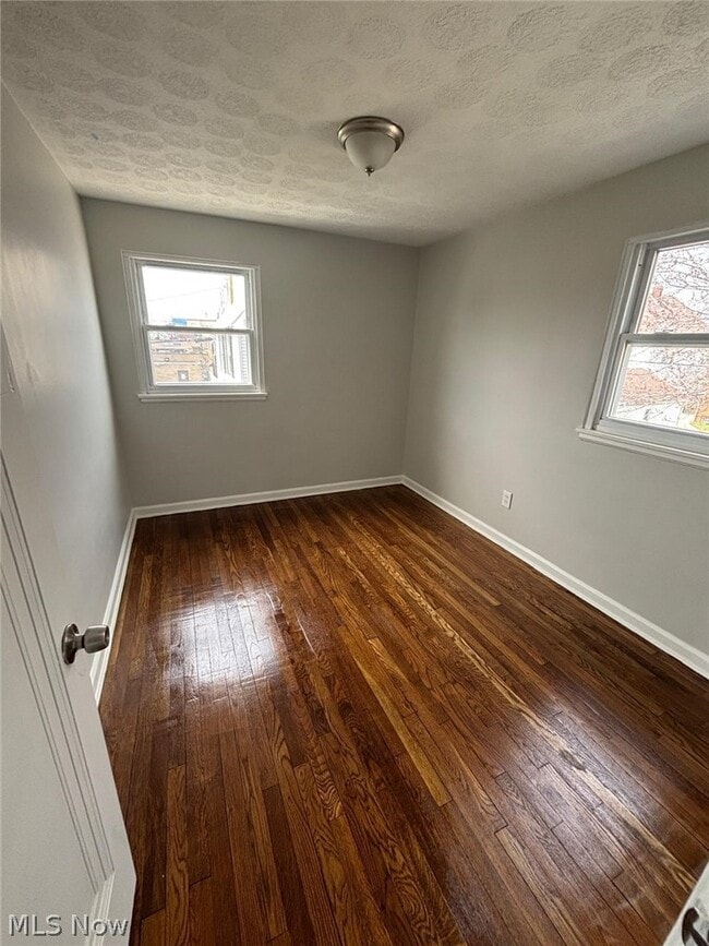 Building Photo - 18603 Arrowhead Ave