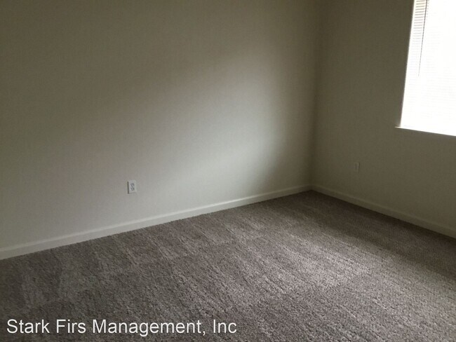 Building Photo - 114-114 SE 146th Ave