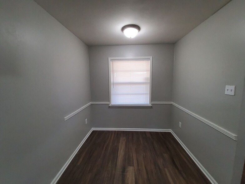 Building Photo - 4320 Old Allen Rd