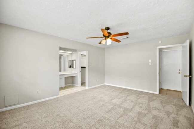 Building Photo - 4426 Autumn Meadow Dr